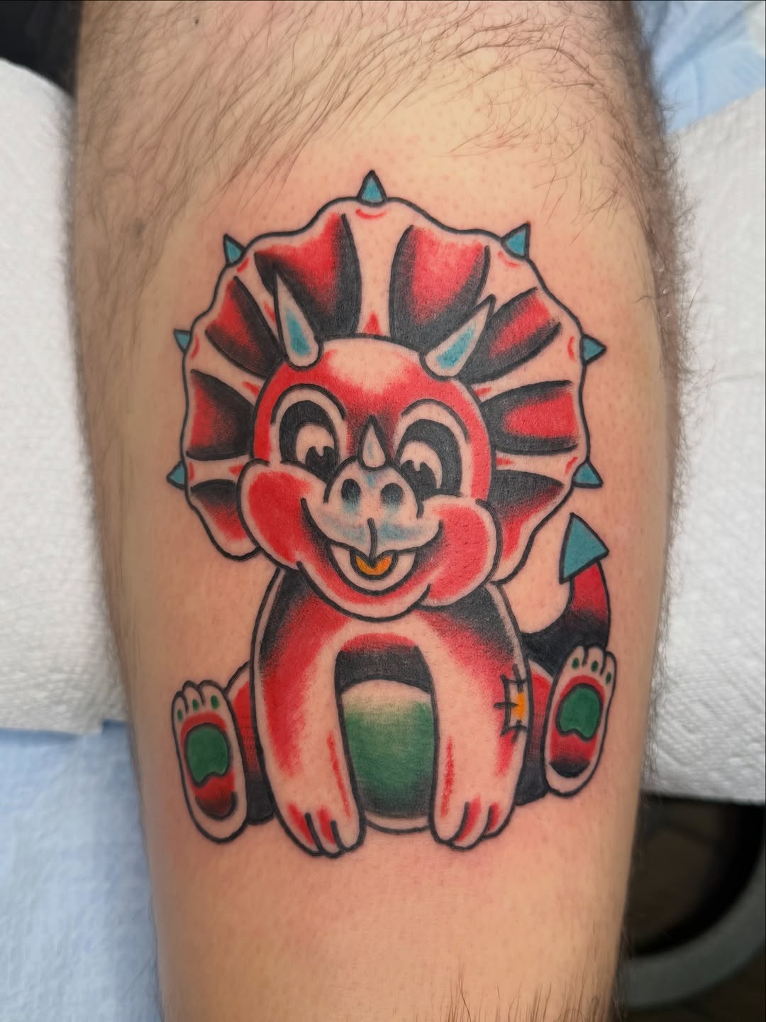 Tattoo by @_bananaz._ — american_traditional, illustrative