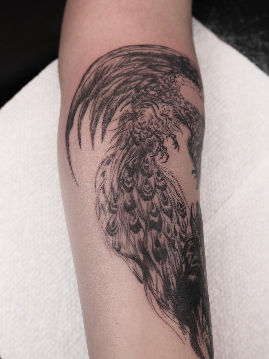Tattoo by @hanakaki_tattoos โ blackwork