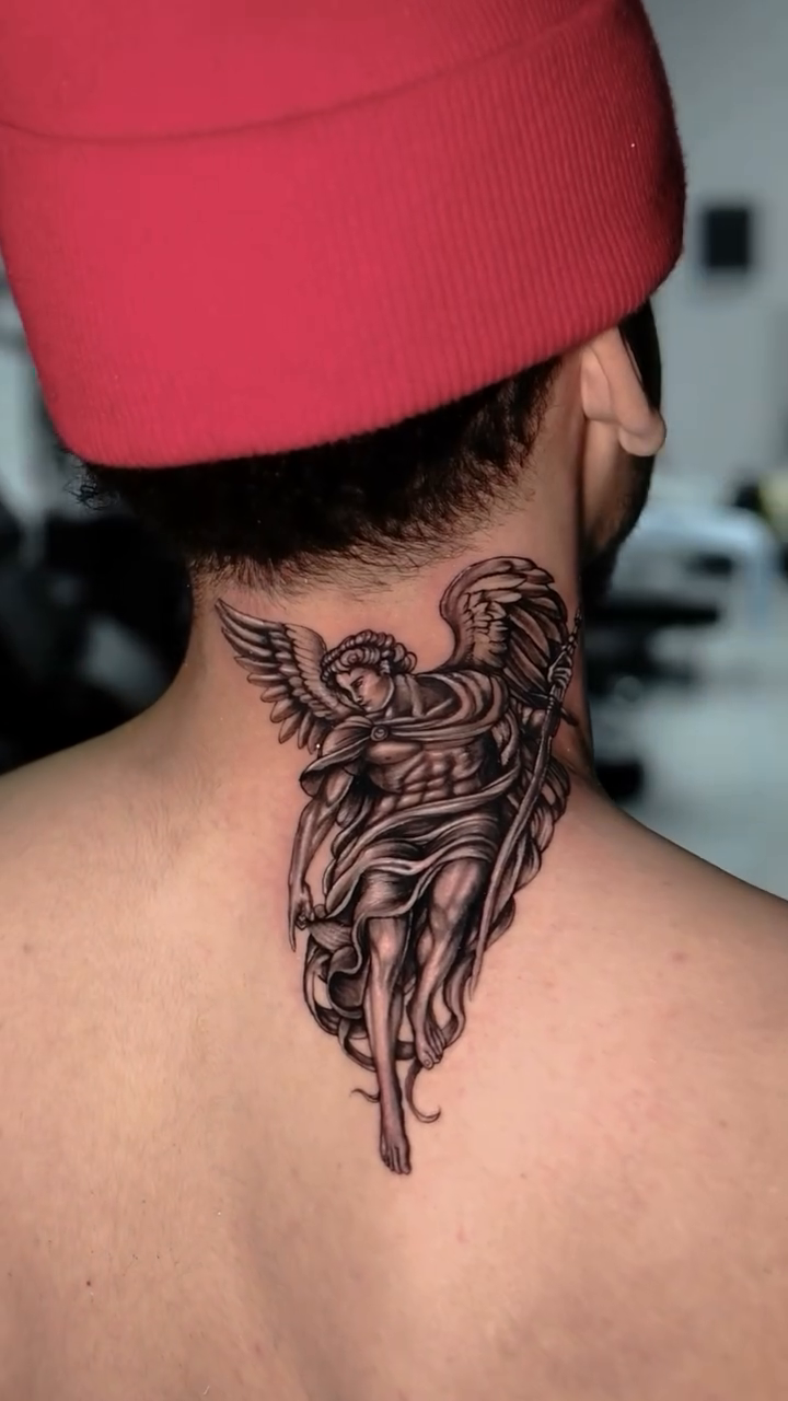 Tattoo by @eriktats13 โ black_and_grey, realism