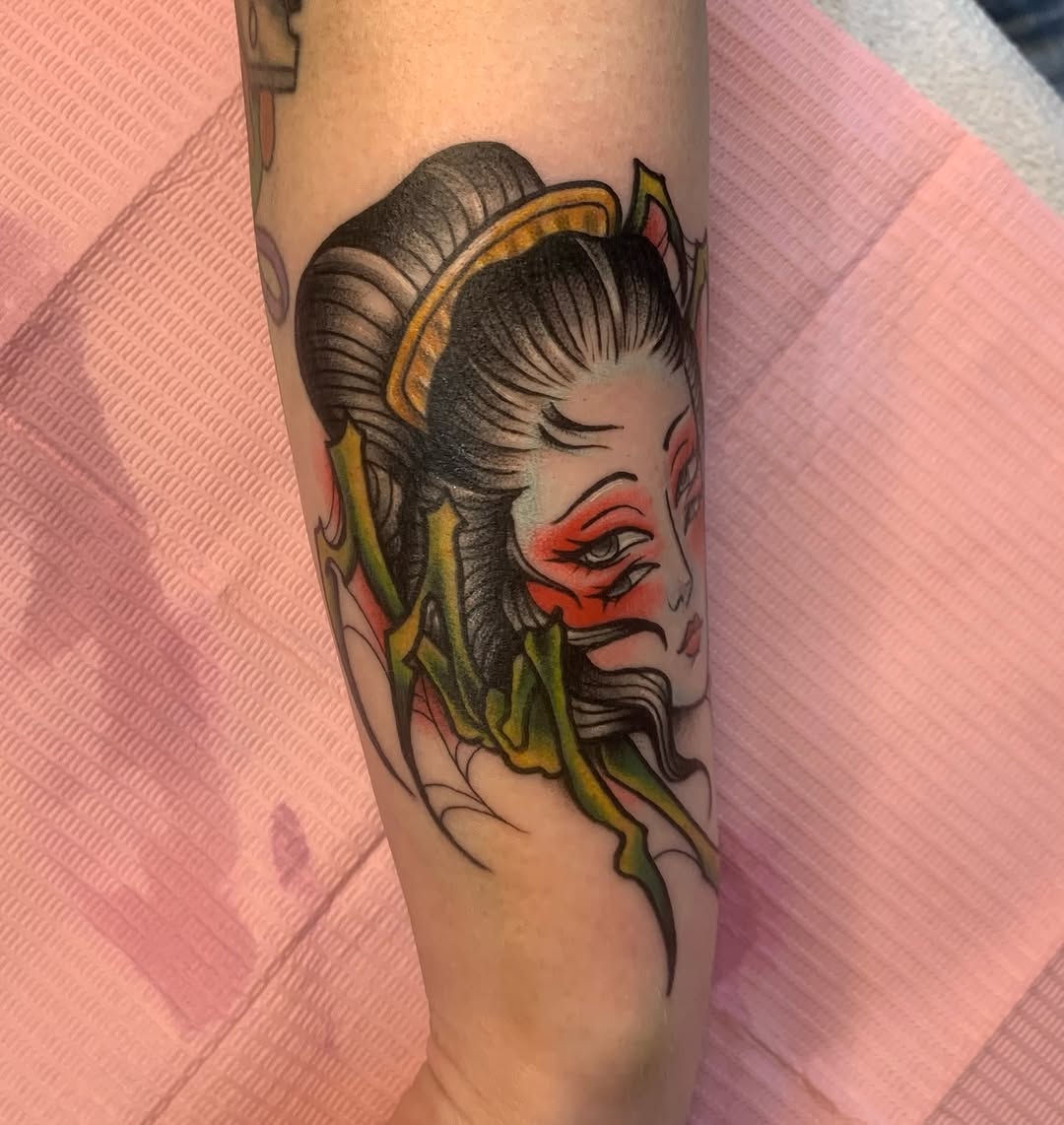 Tattoo by @manicpixxie — american_traditional
