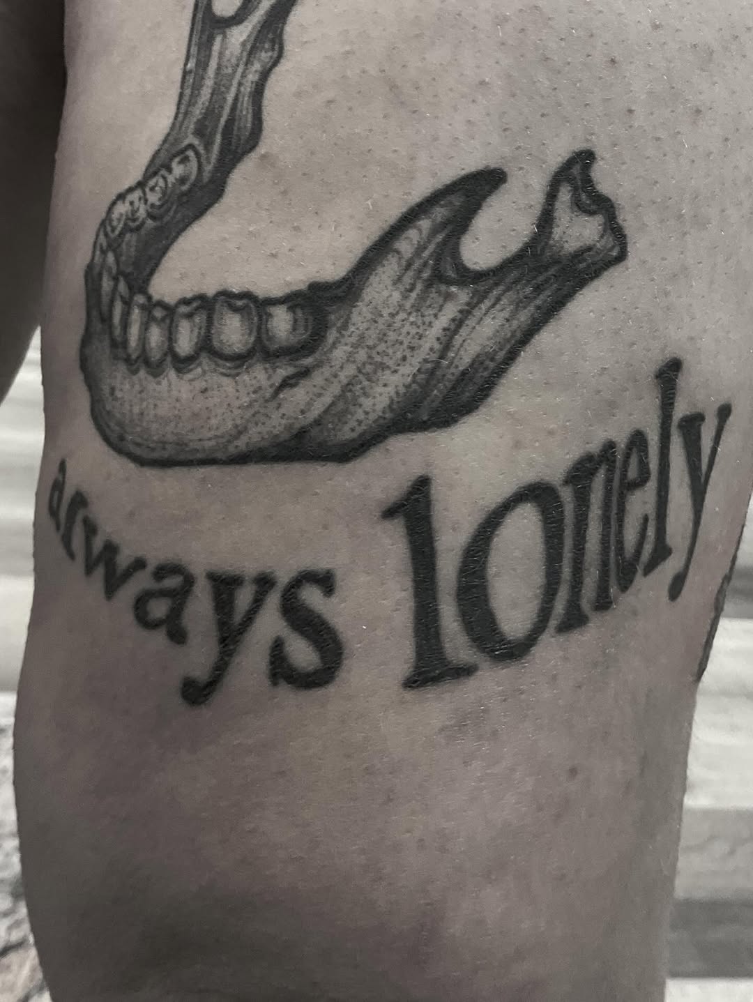 Tattoo by @stefany.m.p — black_and_grey, lettering_script