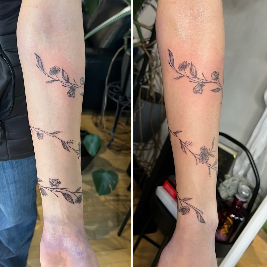 Tattoo by @lovelyinink_ — fine_line