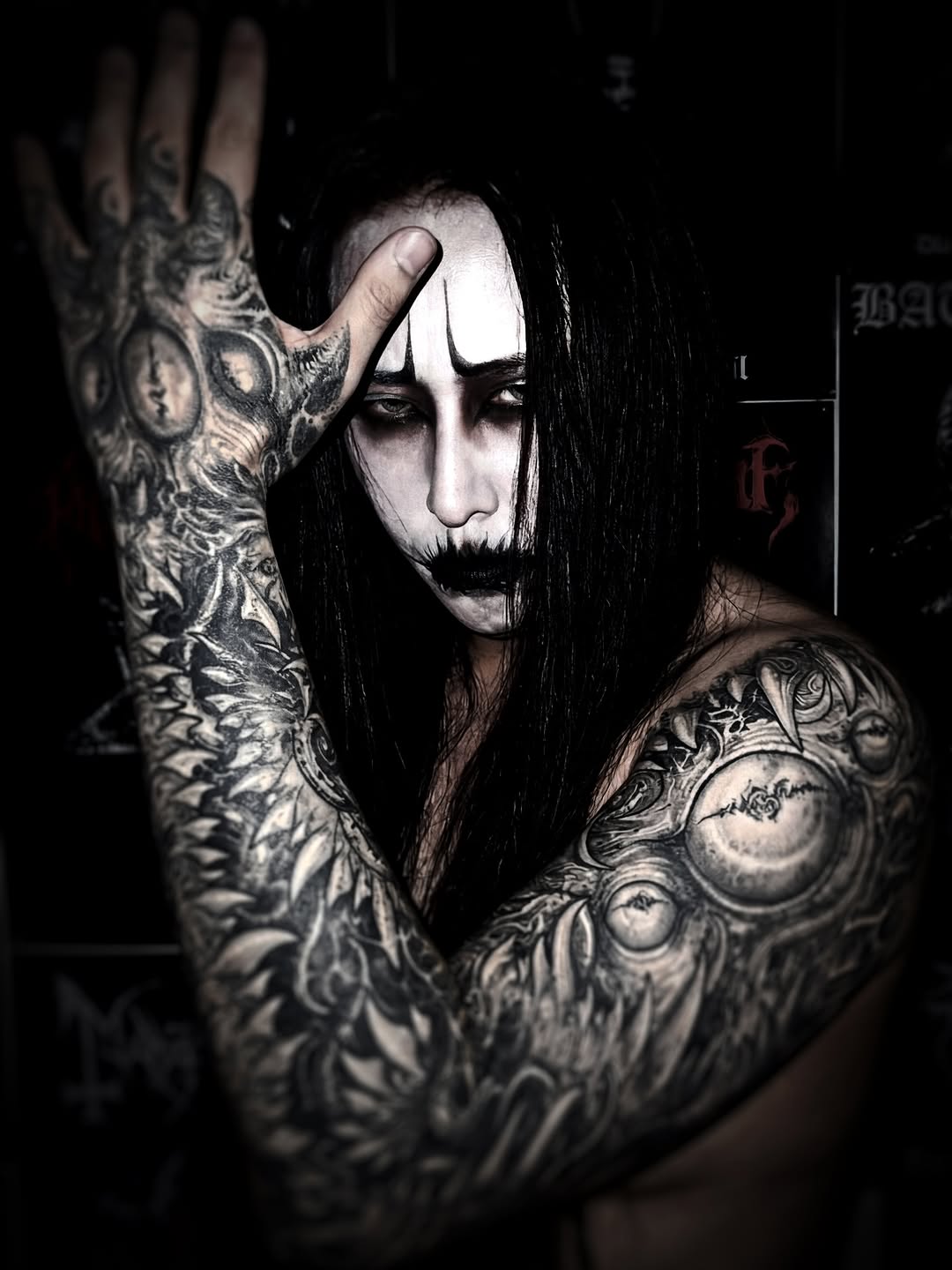 Tattoo by @kwannew_ โ blackwork, dark_realism