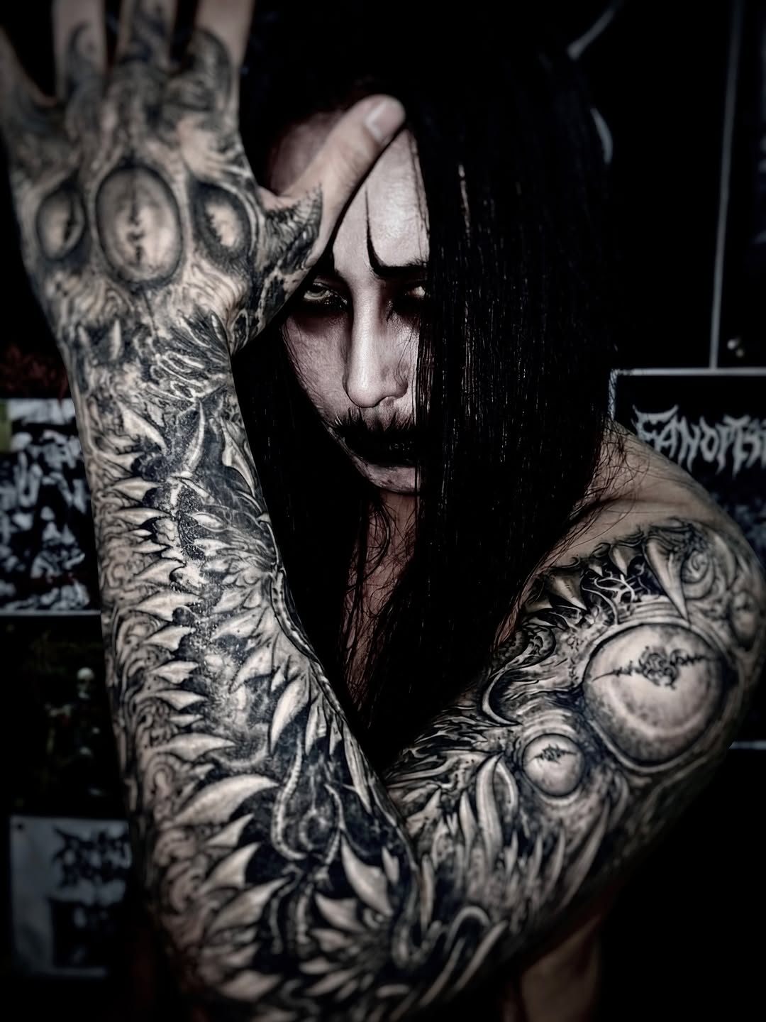 Tattoo by @kwannew_ โ blackwork, dark_realism