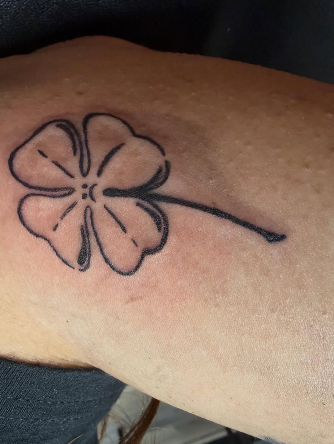 Tattoo by @xweaziex โ fine_line