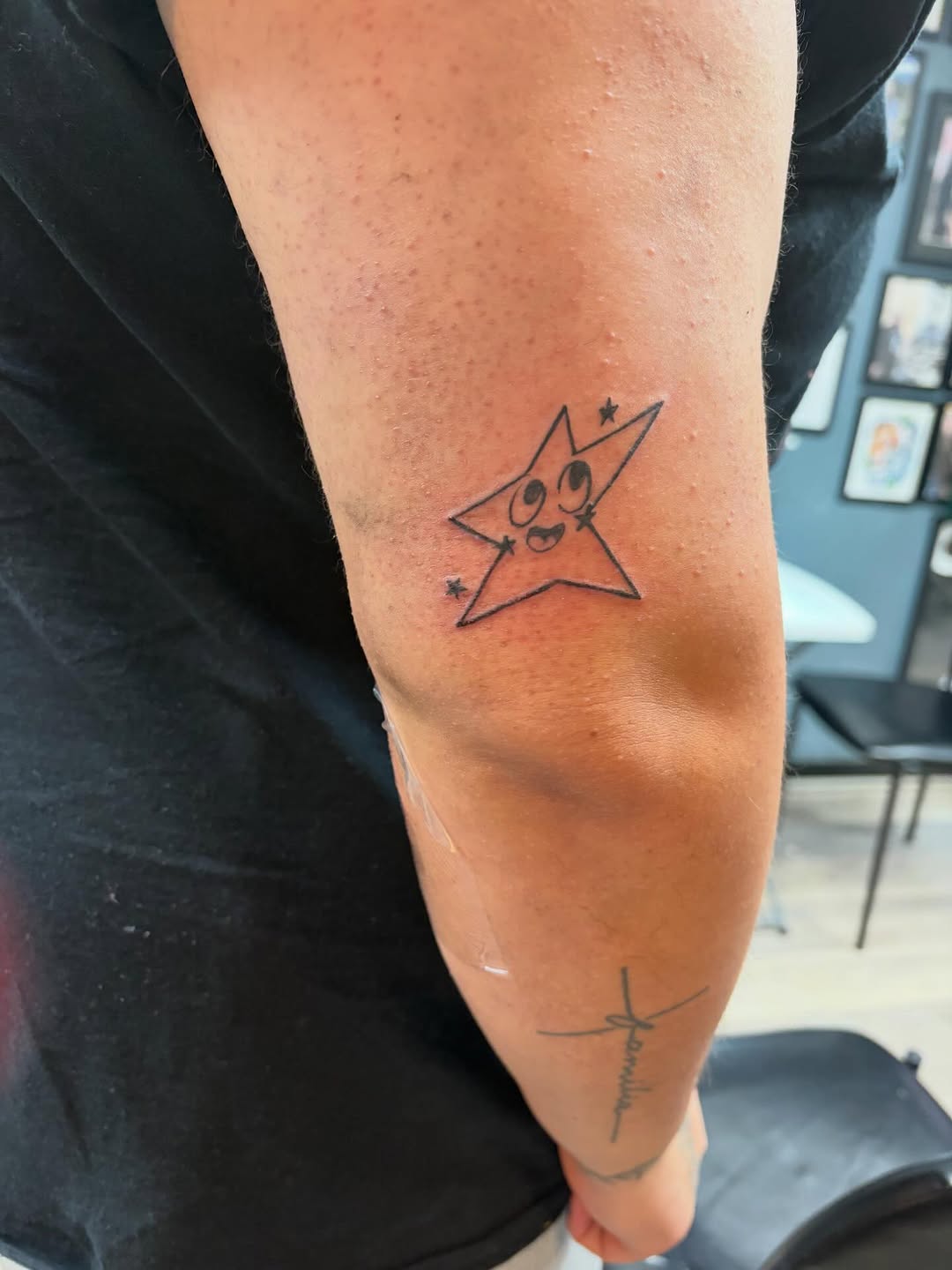Tattoo by @xweaziex โ sketch