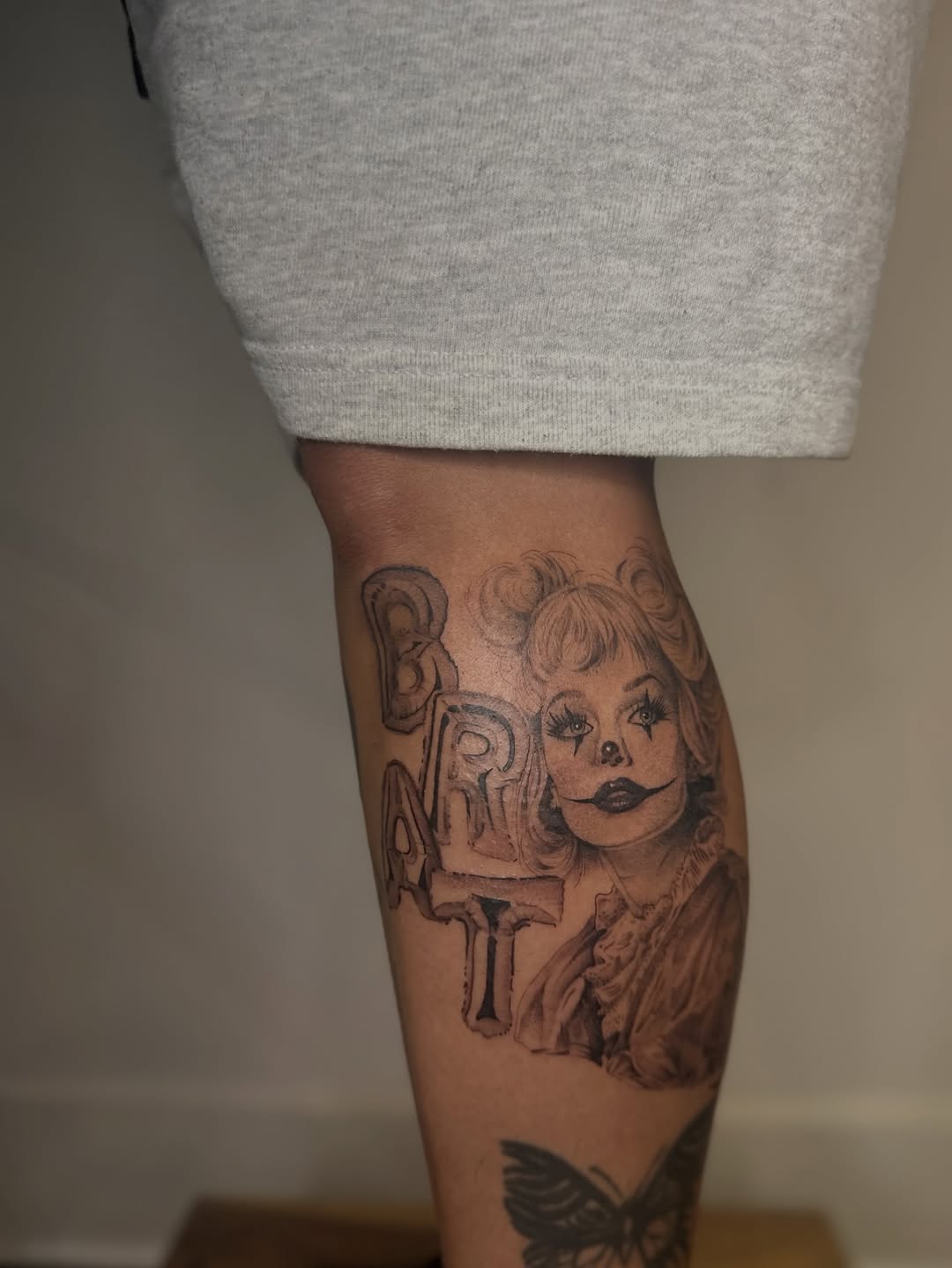 Tattoo by @mayraetats — chicano, lettering_script