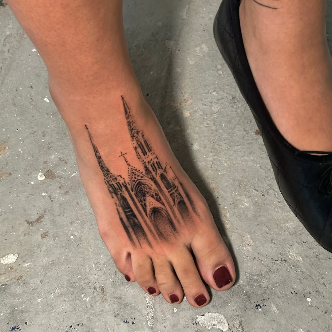 Tattoo by @sexytattoofactory — black_and_grey, illustrative