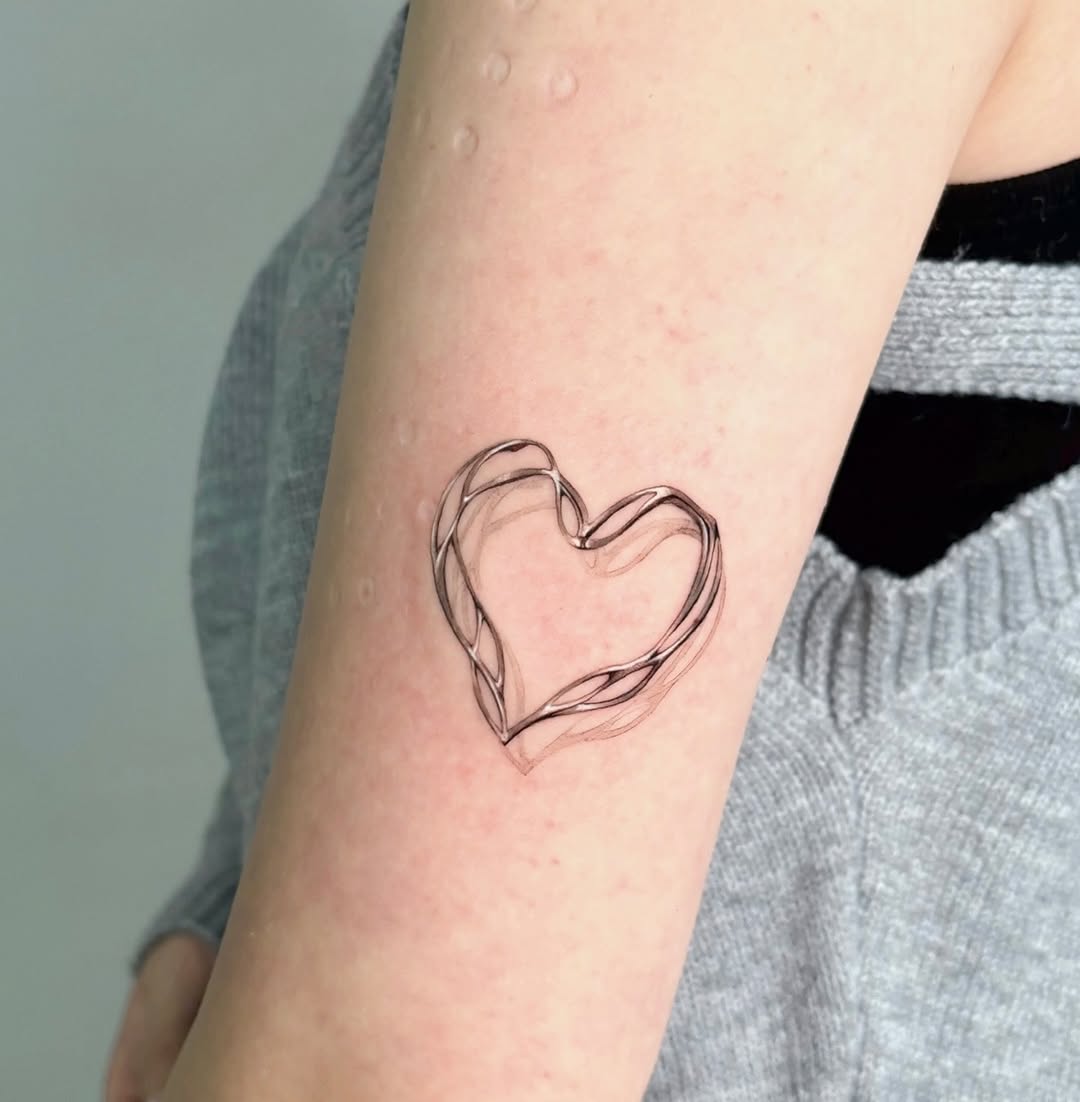 Tattoo by @nyangwol_tattoo — fine_line, minimalist