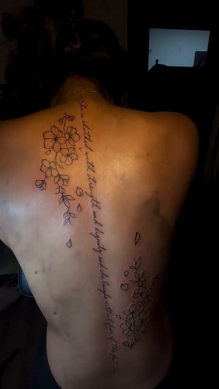 Tattoo by @mariamancc โ fine_line, lettering_script