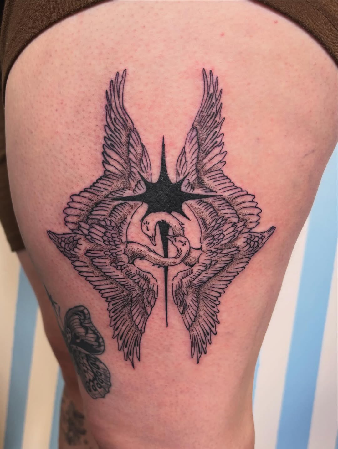 Tattoo by @ginkgo_inkk β blackwork