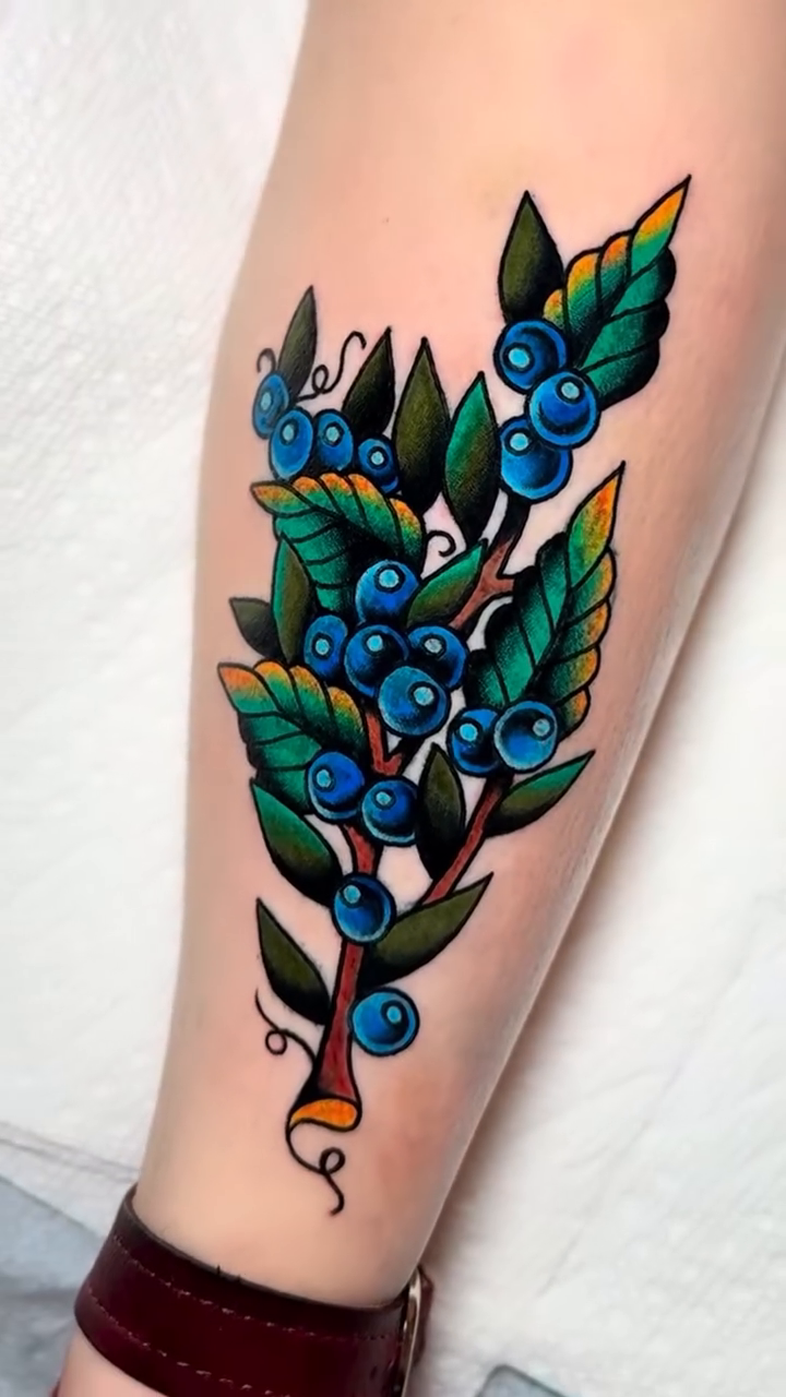 Tattoo by @sinistersparkleink โ american_traditional