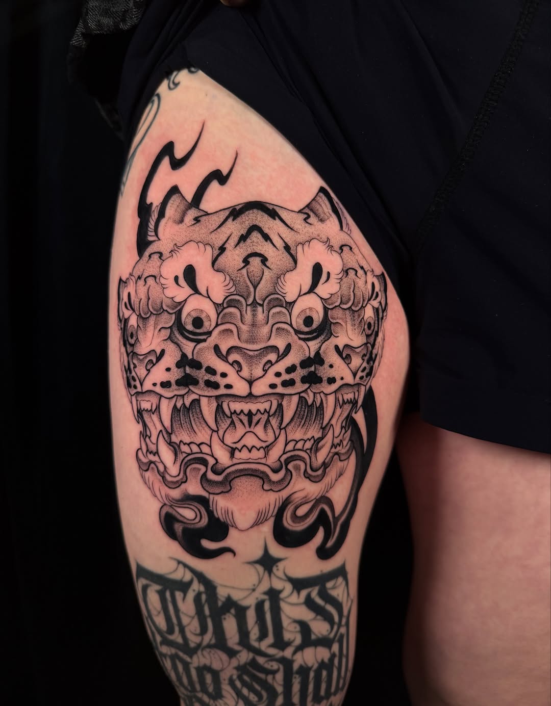 Tattoo by @xandratattoos — japanese_irezumi, blackwork