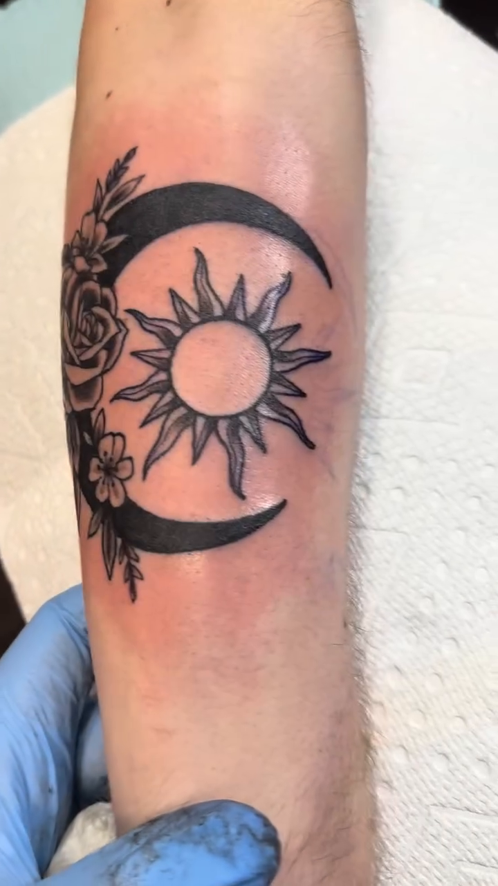 Tattoo by @rollhardy — black_and_grey, fine_line