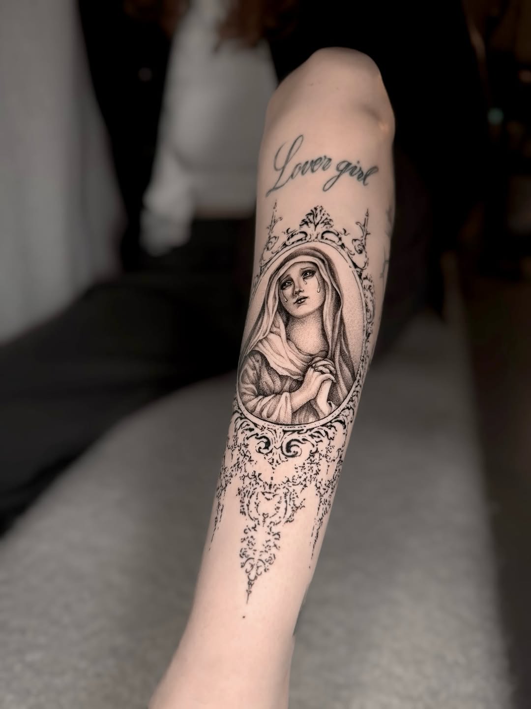 Tattoo by @luahills.tattoos — black_and_grey, realism