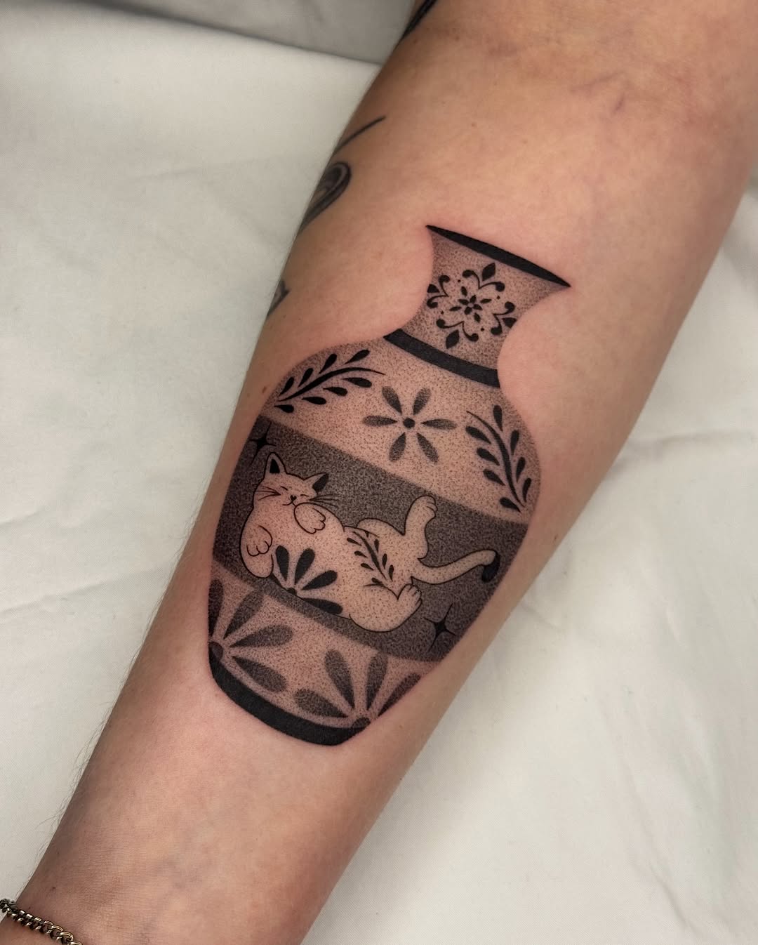 Tattoo by @julesrose.tattoos β dotwork, illustrative