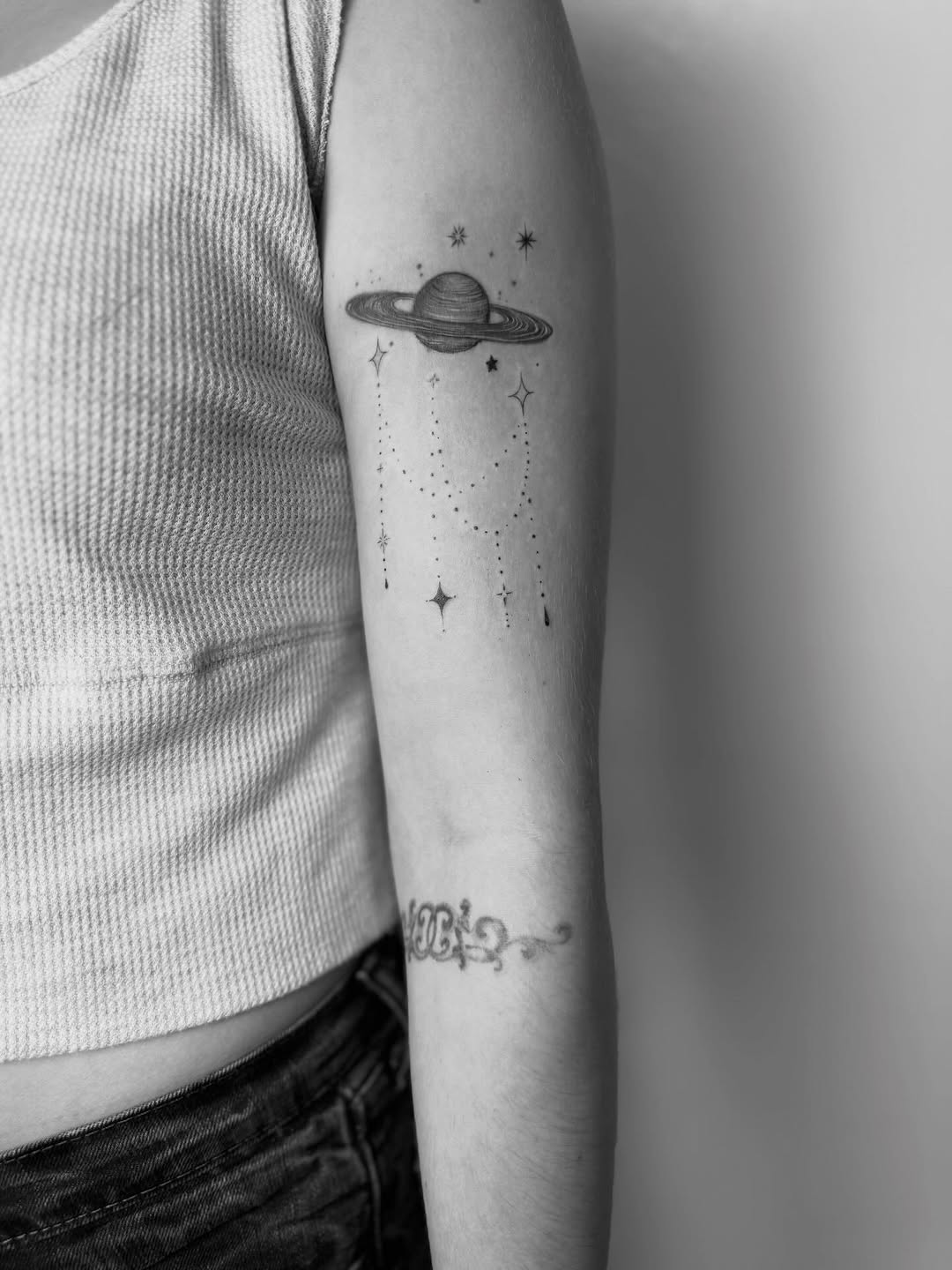 Tattoo by @tiannaos — fine_line