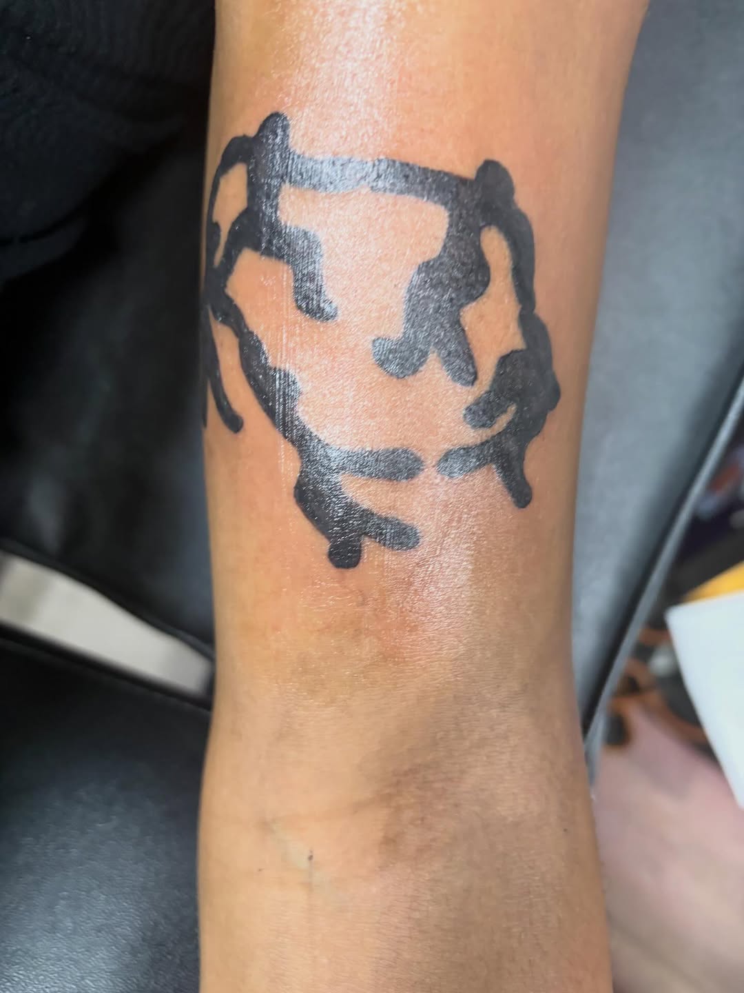 Tattoo by @xweaziex โ blackwork