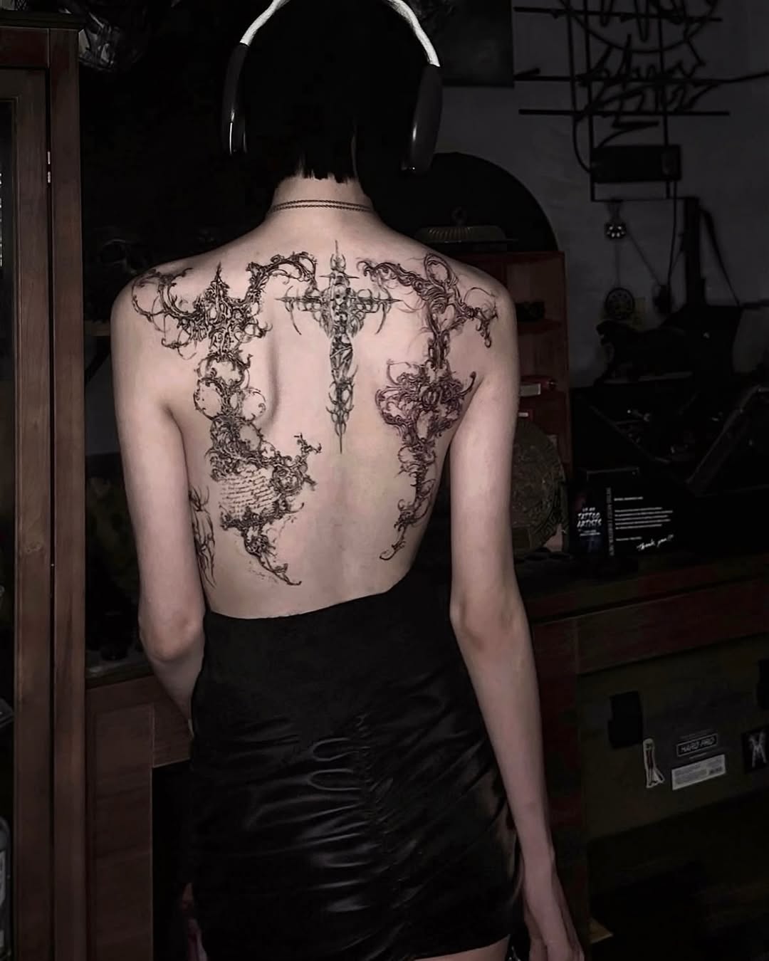 Tattoo by @ashencoil — blackwork