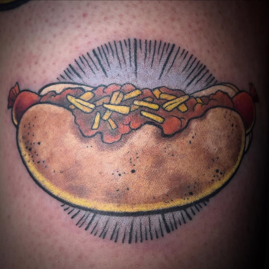 Tattoo by @la_ciscolita — american_traditional