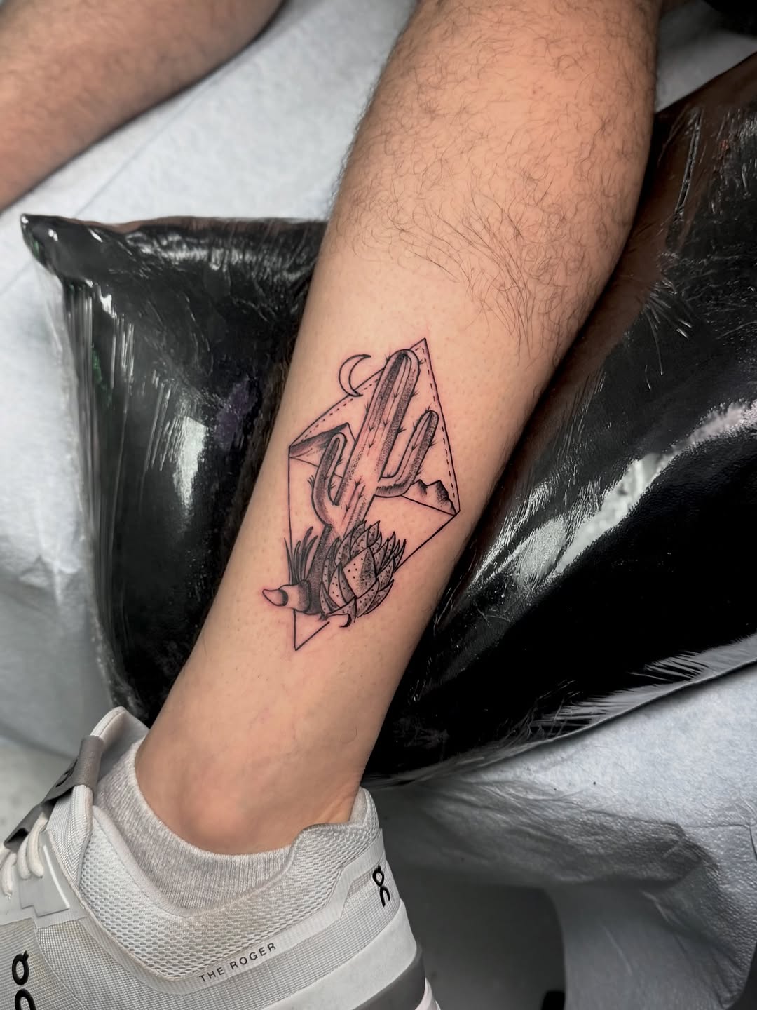 Tattoo by @eriktats13 โ fine_line, black_and_grey