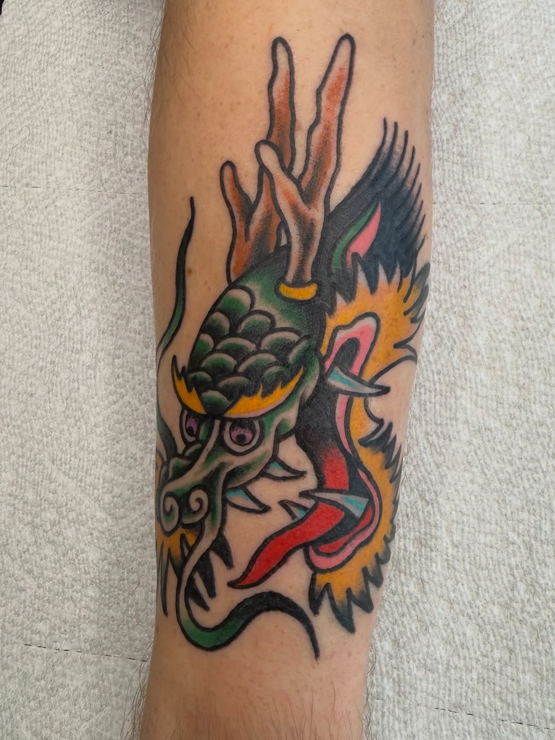 Tattoo by @_bananaz._ — american_traditional, japanese_irezumi