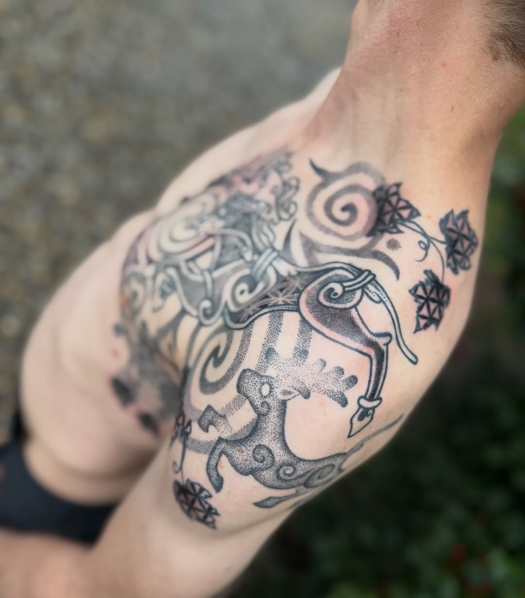 Tattoo by @london_on_the_tatts β dotwork, geometric