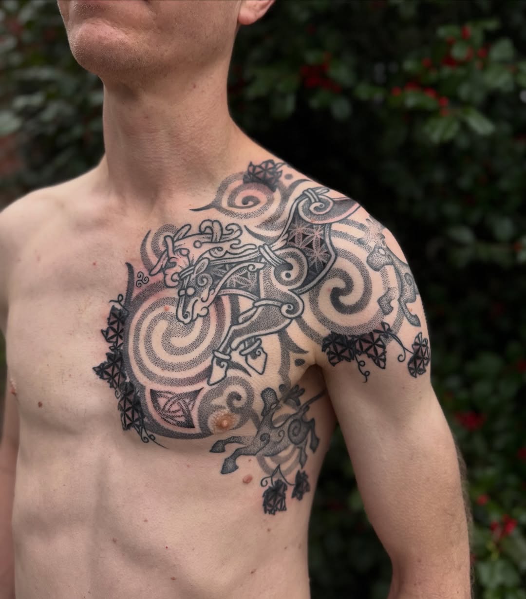Tattoo by @london_on_the_tatts β dotwork, geometric