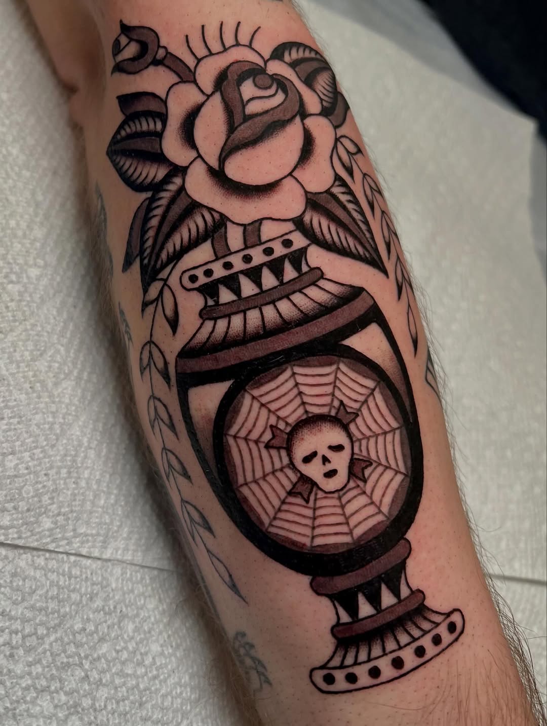 Tattoo by @livleotattoo — american_traditional, illustrative