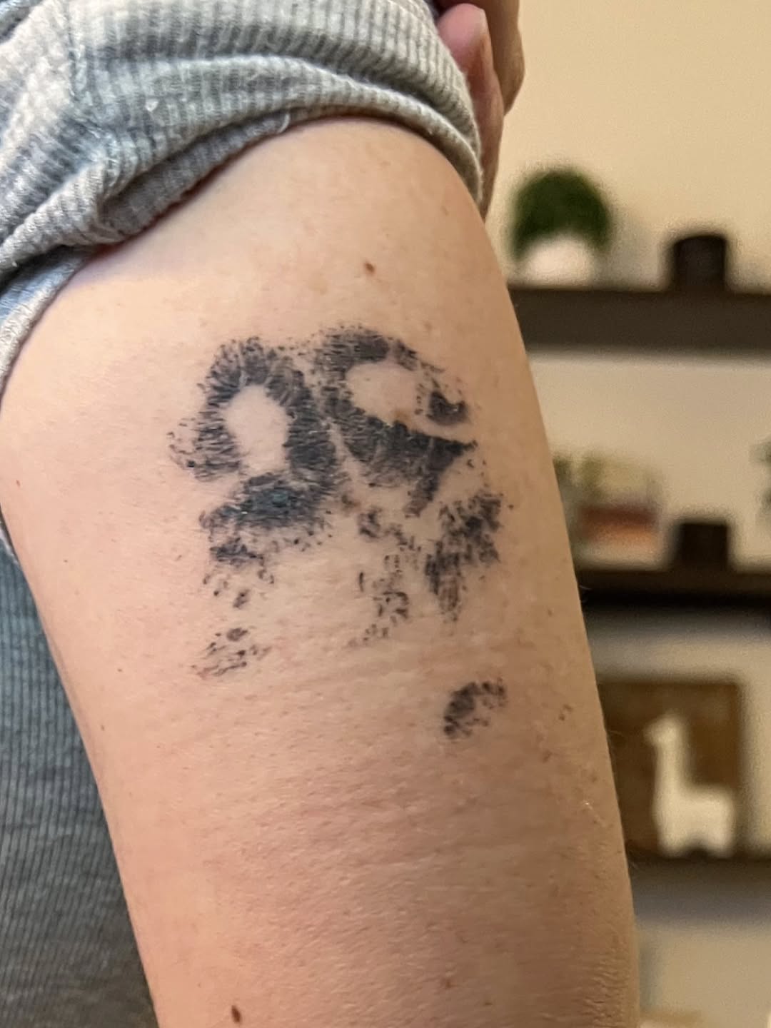 Tattoo by @oriotat2 — black_and_grey