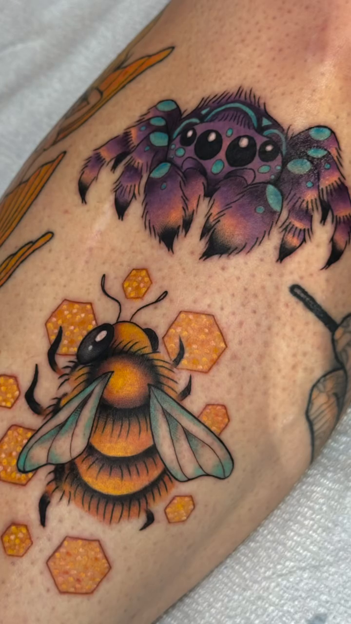 Tattoo by @titajewelstattoo — neo_traditional
