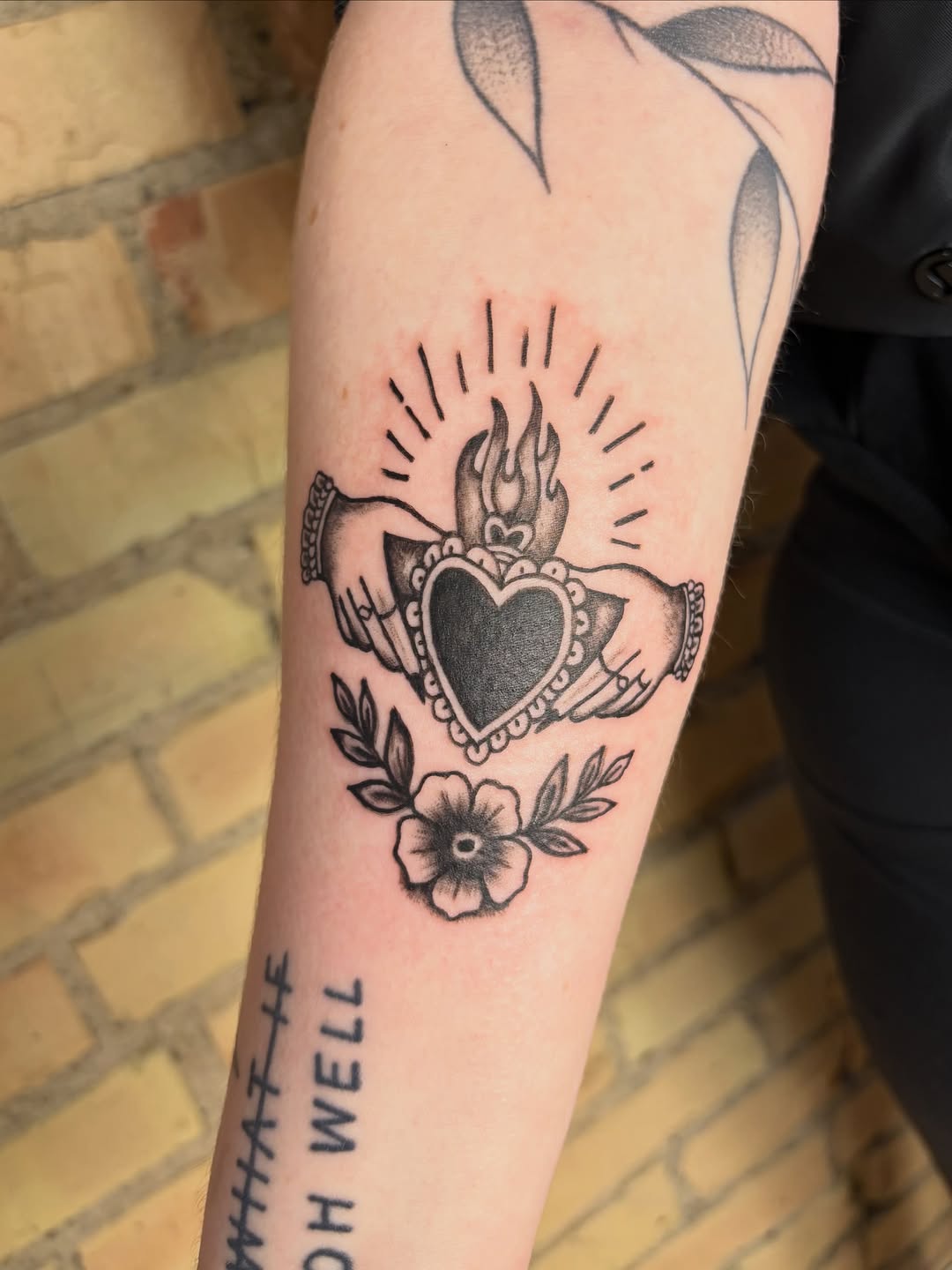 Tattoo by @linds.ink โ american_traditional, black_and_grey