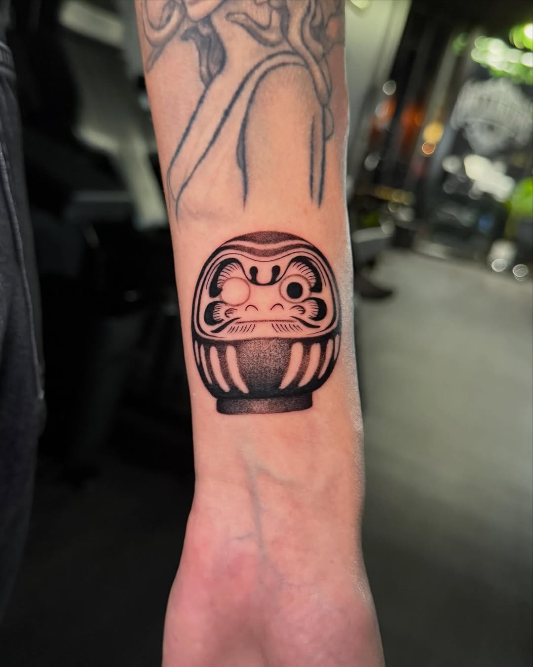 Tattoo by @smarun9tattoo — black_and_grey, dotwork