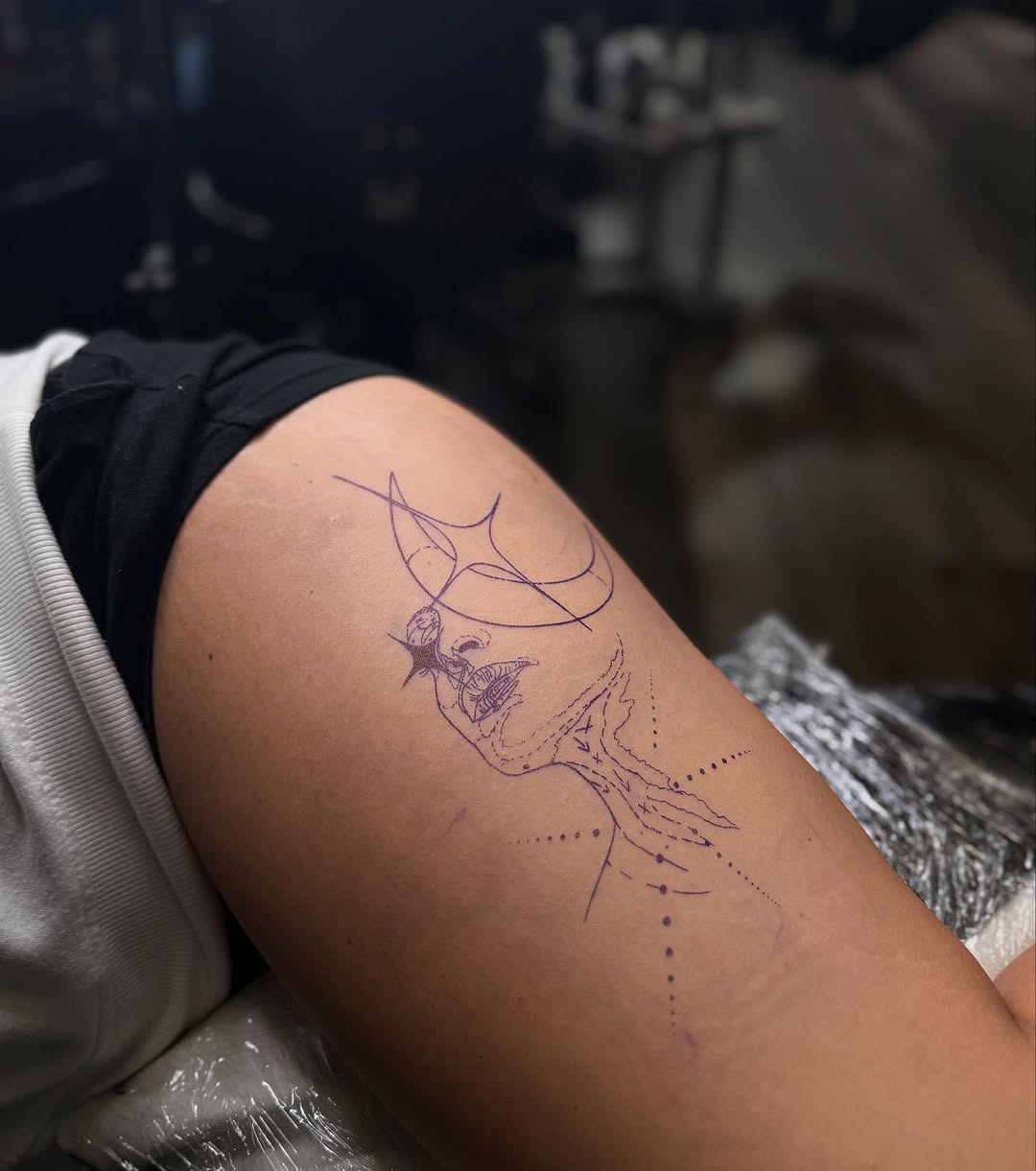 Tattoo by @marcepul.ink β fine_line, minimalist