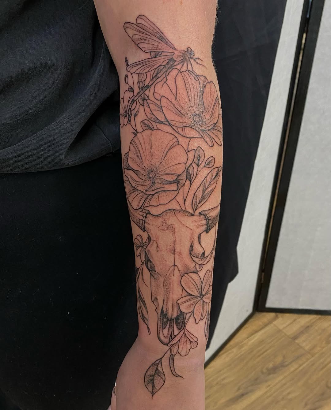 Tattoo by @tatsbyalexandra — black_and_grey, realism