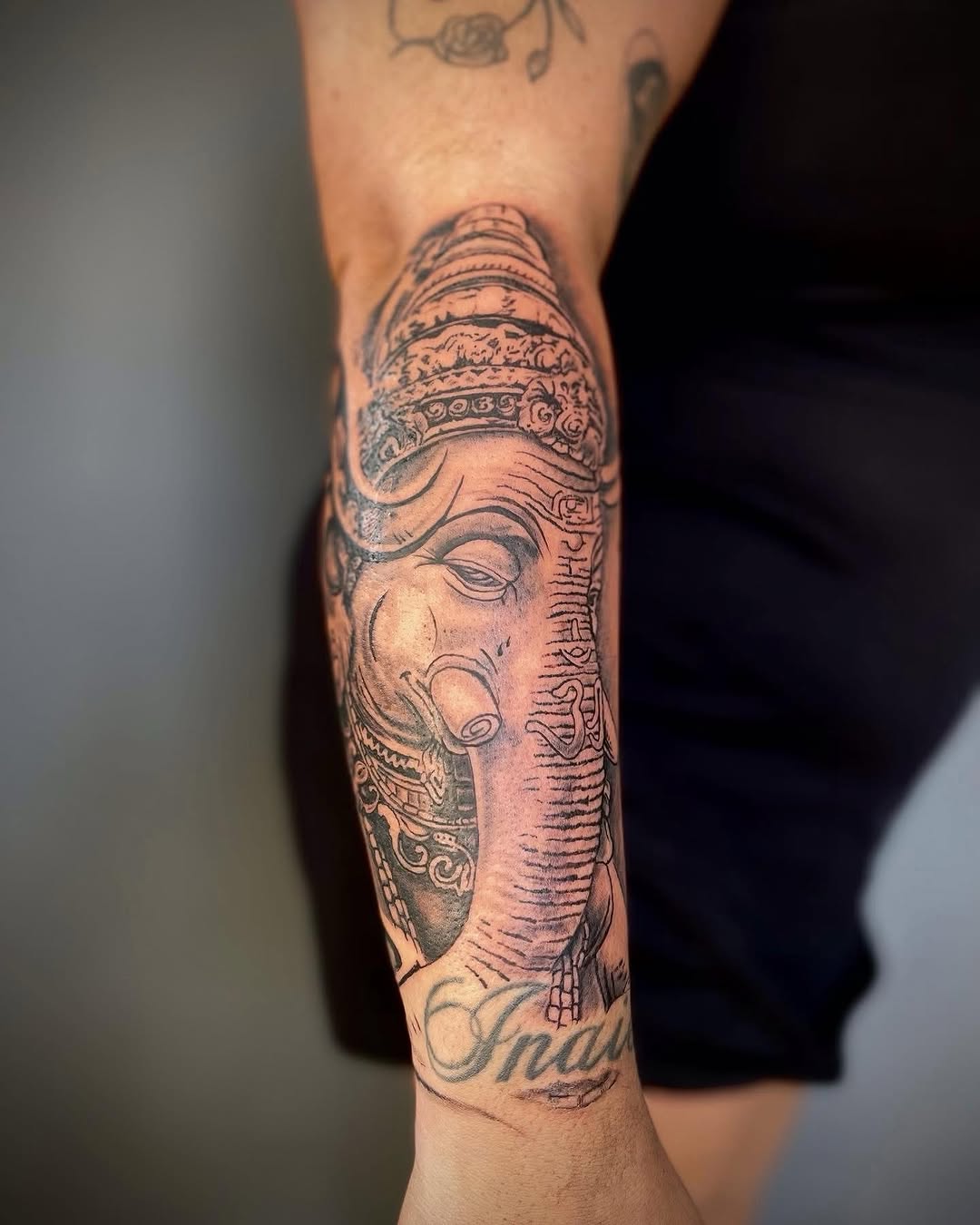 Tattoo by @mauricio_goiss — black_and_grey, realism
