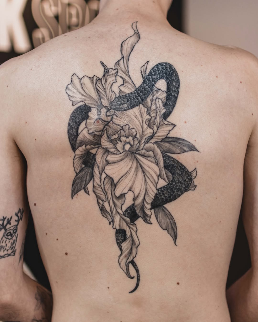 Tattoo by @gagemansfield.tattoos — black_and_grey, realism