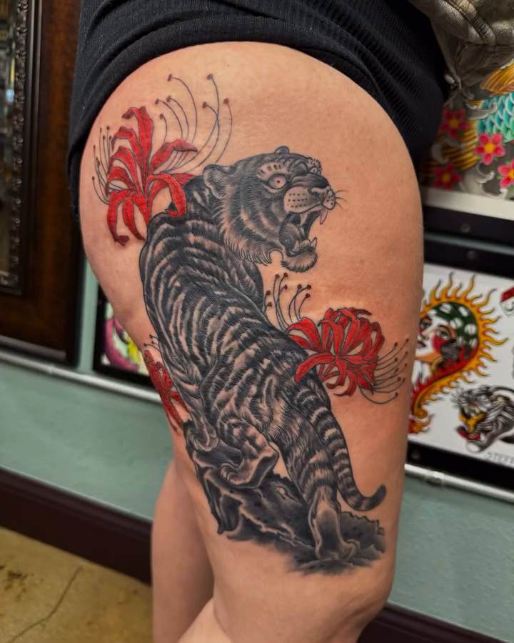 Tattoo by @davidwachndi — neo_traditional, black_and_grey