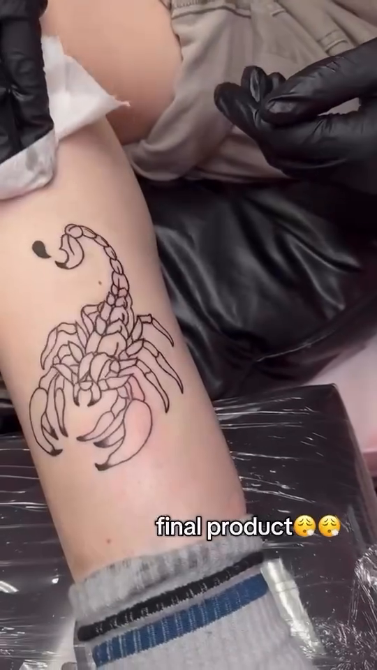 Tattoo by @xswaggy_lindseyx โ illustrative