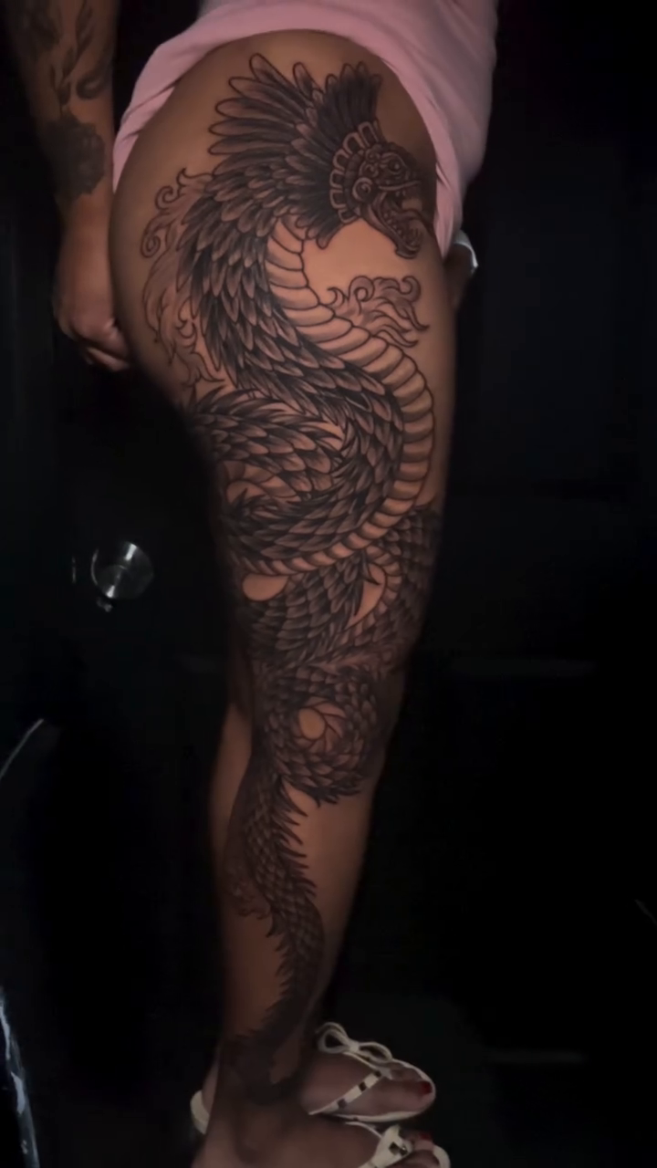 Tattoo by @alexinkmiami — japanese_irezumi, black_and_grey