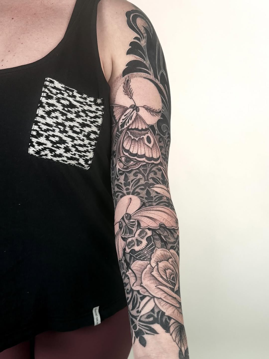 Tattoo by @luna_sea_tattoo — black_and_grey, realism