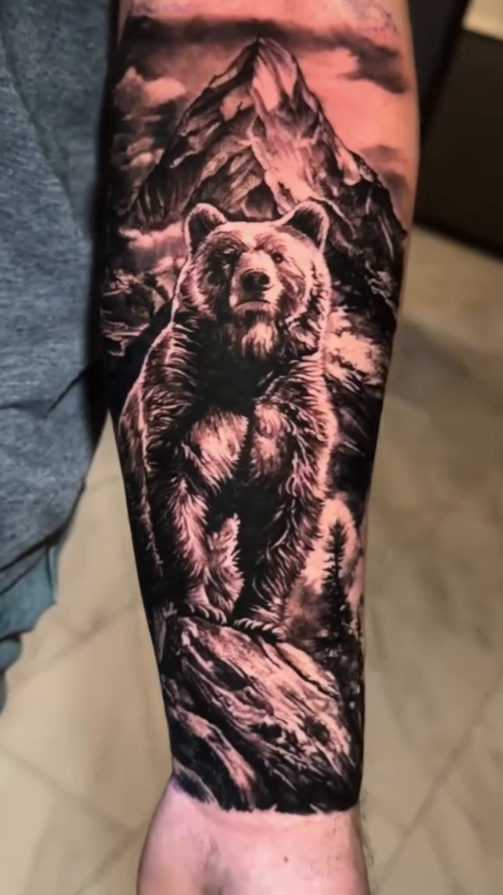 Tattoo by @chrisjansenofficial β realism, black_and_grey