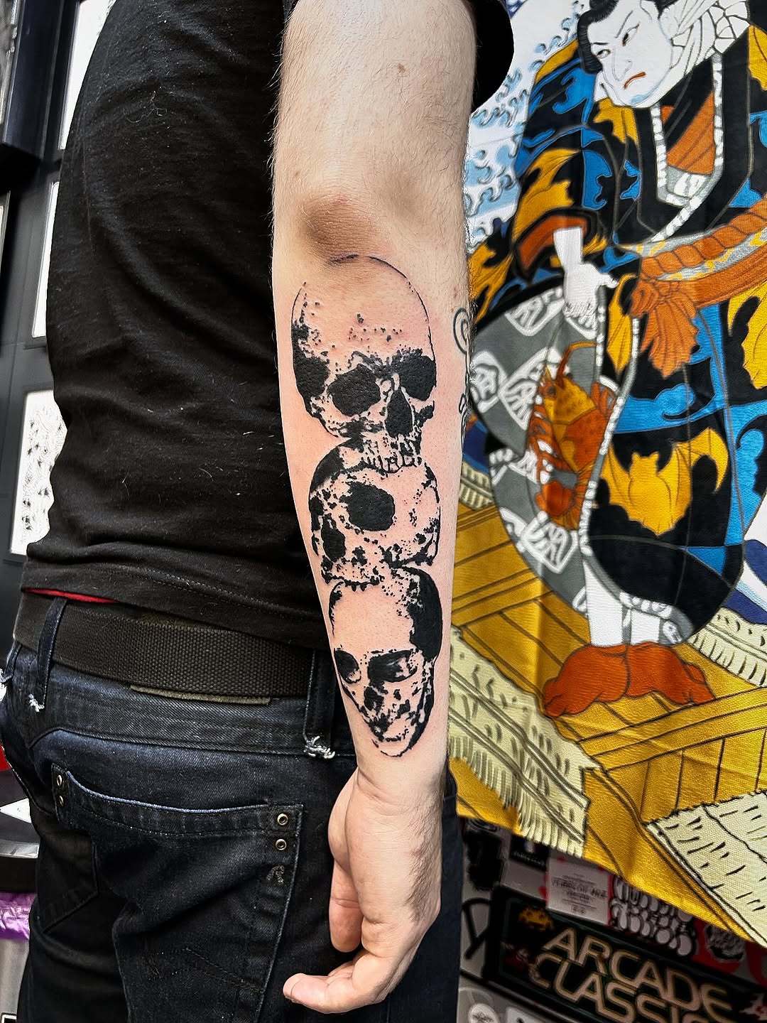 Tattoo by @coma_stein — blackwork, illustrative