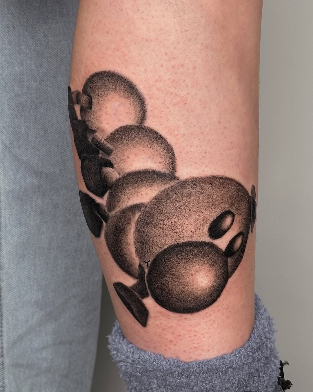 Tattoo by @lilskelevine.tt — black_and_grey, realism