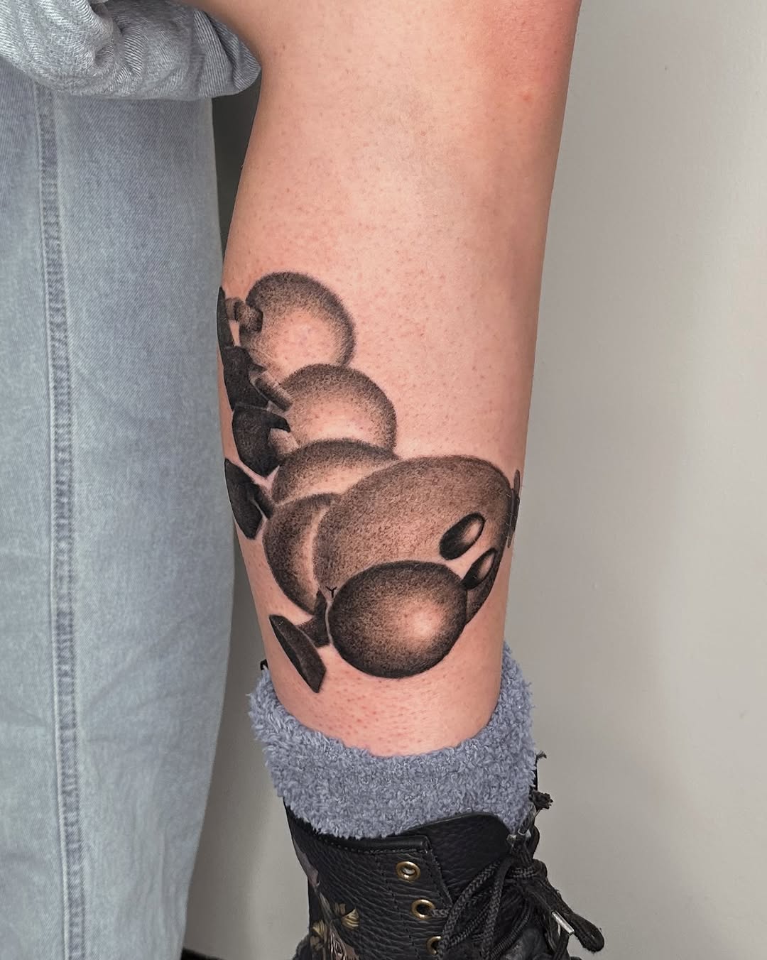 Tattoo by @lilskelevine.tt — black_and_grey, realism
