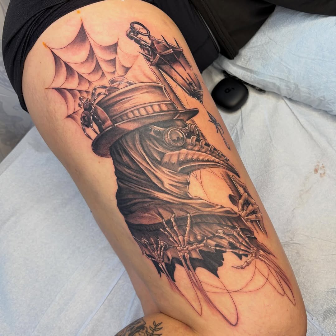 Tattoo by @et._.go._.tattoo — realism, black_and_grey