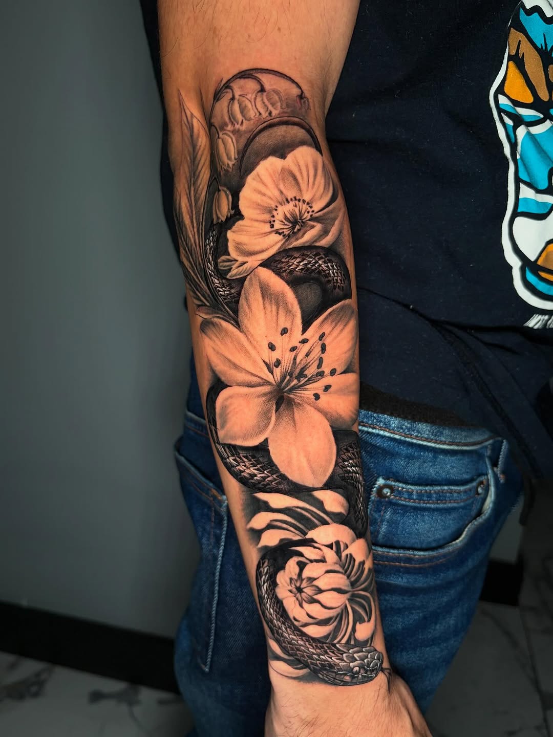 Tattoo by @azu.inks — realism, black_and_grey
