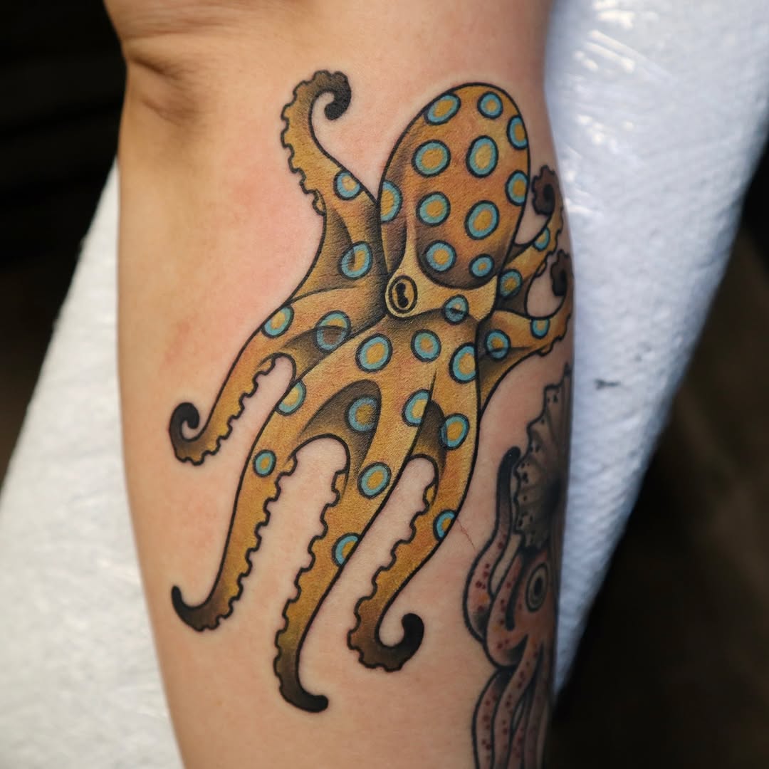 Tattoo by @lgh.tattoos — american_traditional, illustrative