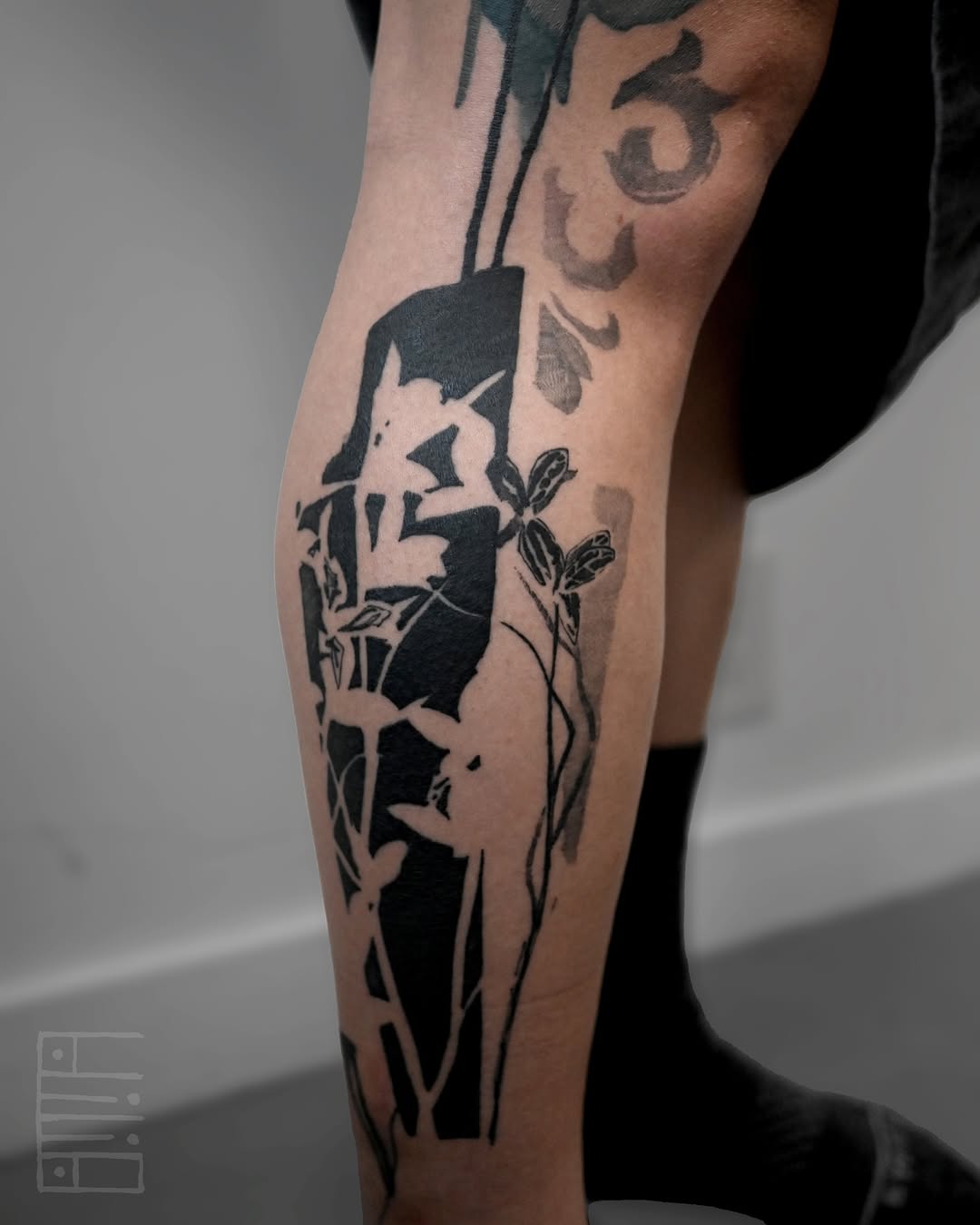 Tattoo by @emmagracetattoo — blackwork, illustrative