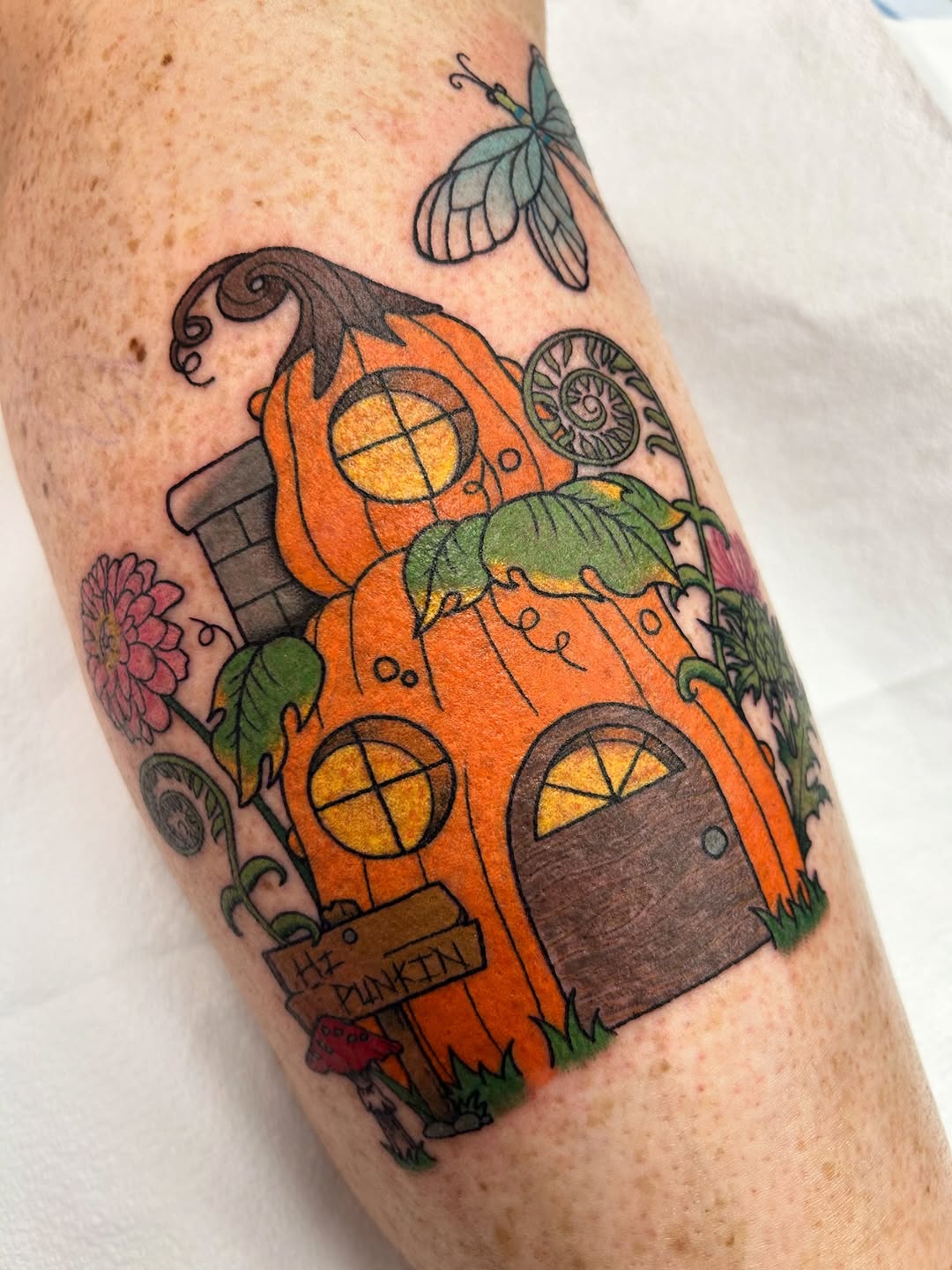 Tattoo by @stabbing_strawberries โ new_school, illustrative